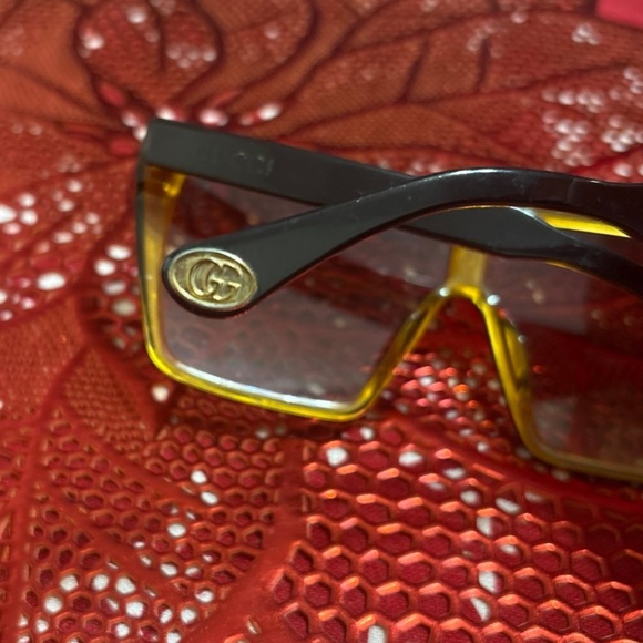 Gucci sunglasses